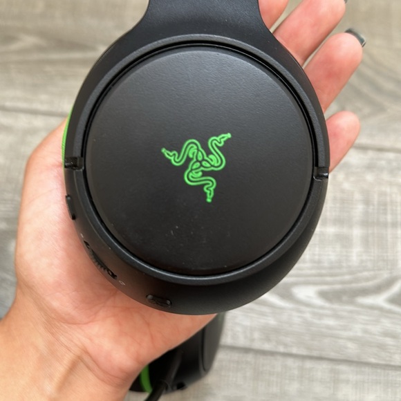 Razer Kaira Pro Wireless Gaming Headset for Xbox Series X|S - Picture 4 of 12